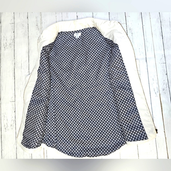 Crown & Ivy White Quilted Puffer Vest Gold Zip up w/ Zip Pockets Collar Size XXL - Picture 11 of 16